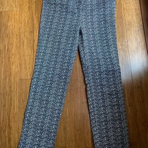Boden Richmond 7/8 pants.  Size 6L.   Like new condition.